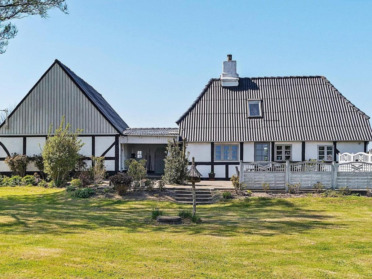 4 Person Holiday Home In Tranek R Tranekær Kültér fotó